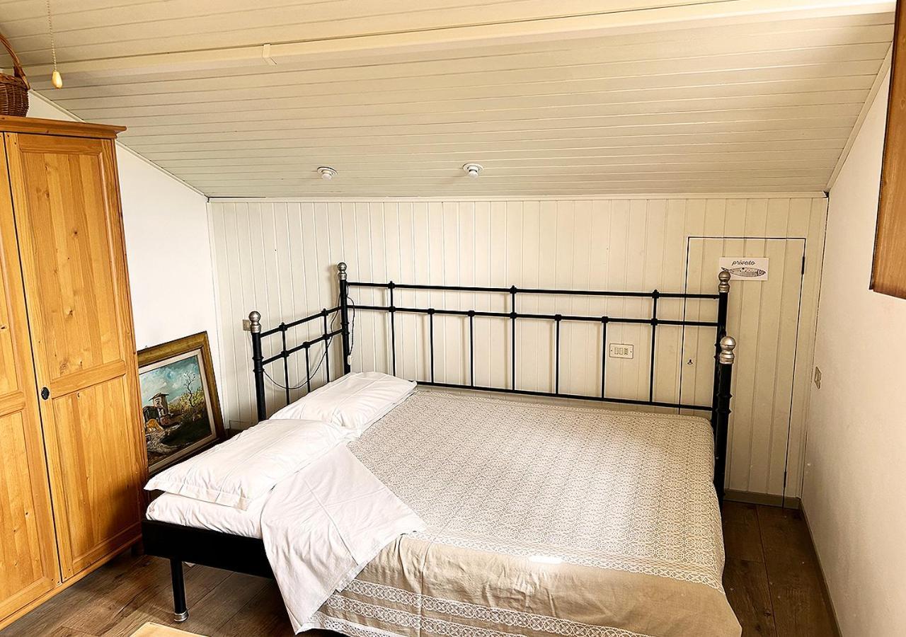 La Mansardina Apartment Venegono Superiore Bagian luar foto