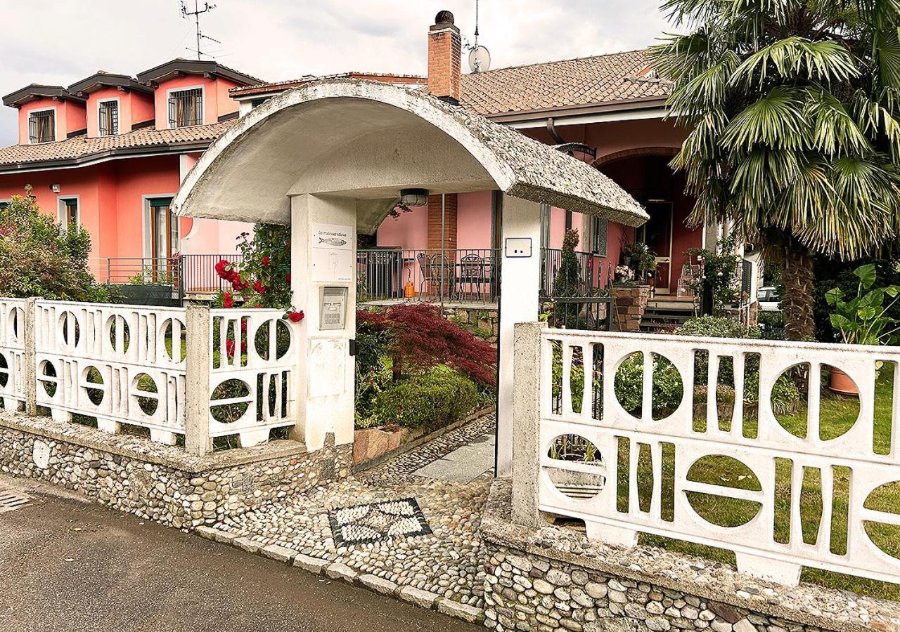 La Mansardina Apartment Venegono Superiore Bagian luar foto